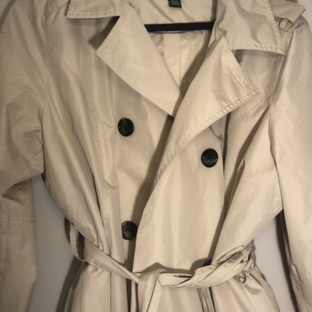 Jones New York Trench Coat/Rain Coat